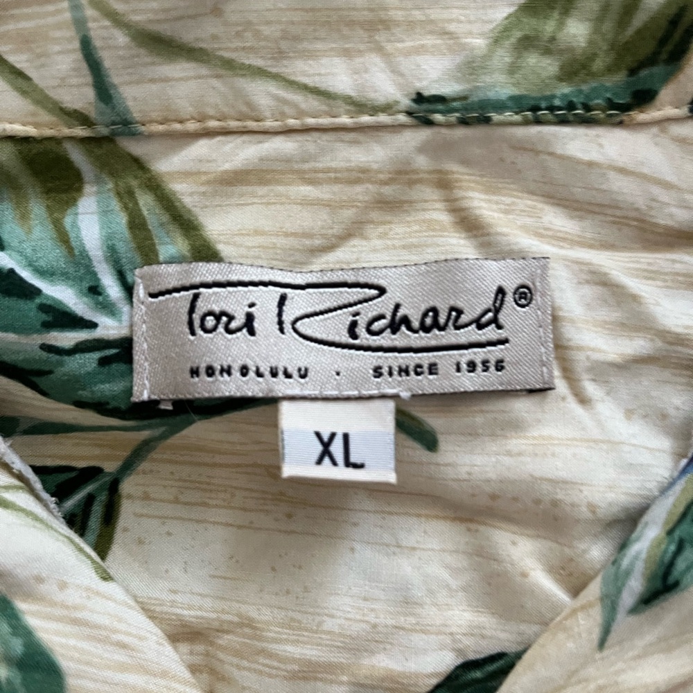 Vintage Tori Richard woman’s Hawaiian shirt 🌺 - Picture 5 of 6